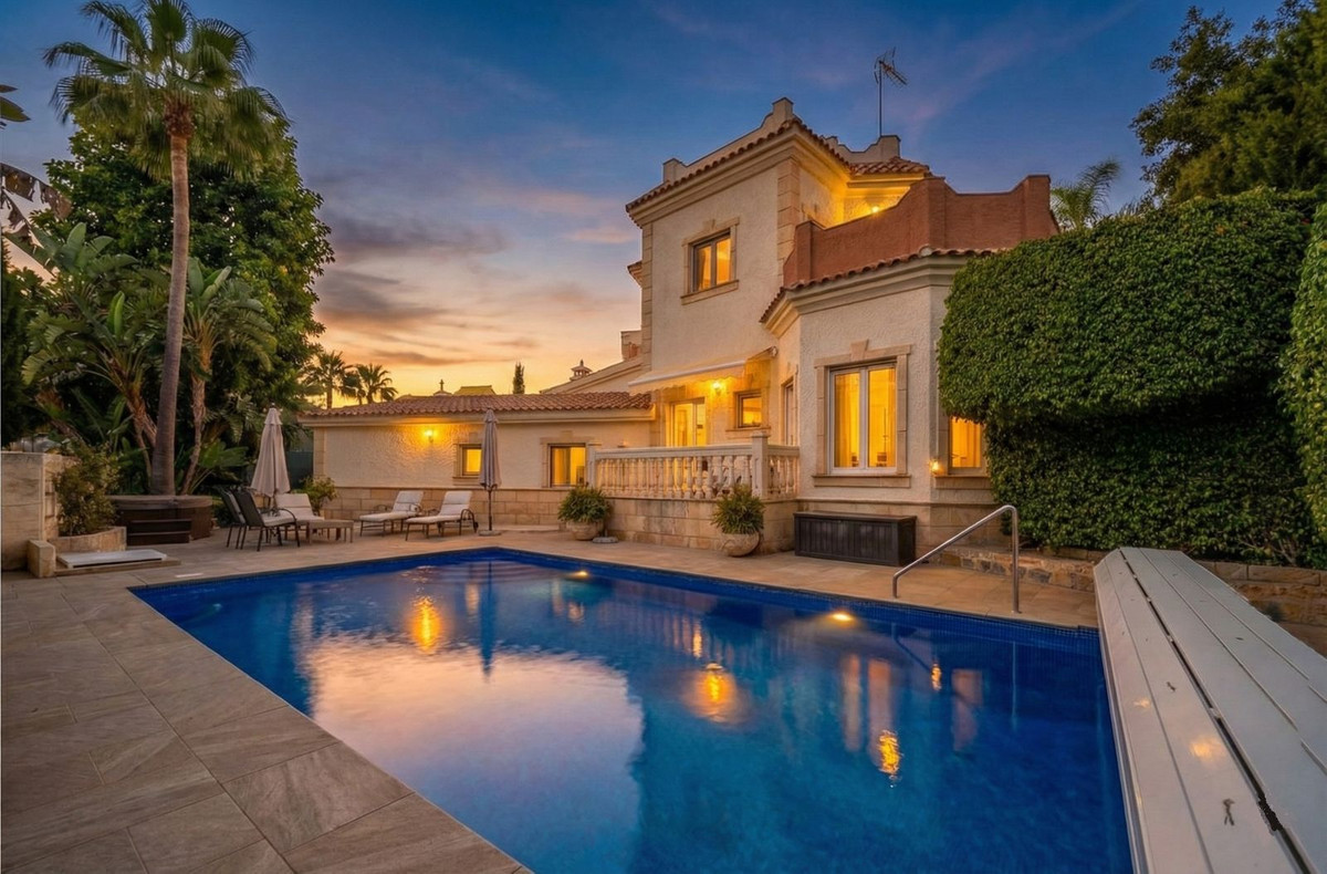 El Rosario Marbella villa 5 Bedrooms