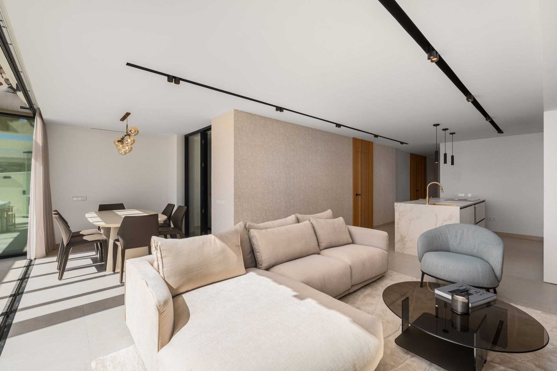 luxo-estate-7 Nueva Andalucia Marbella apartment 3 Bedrooms