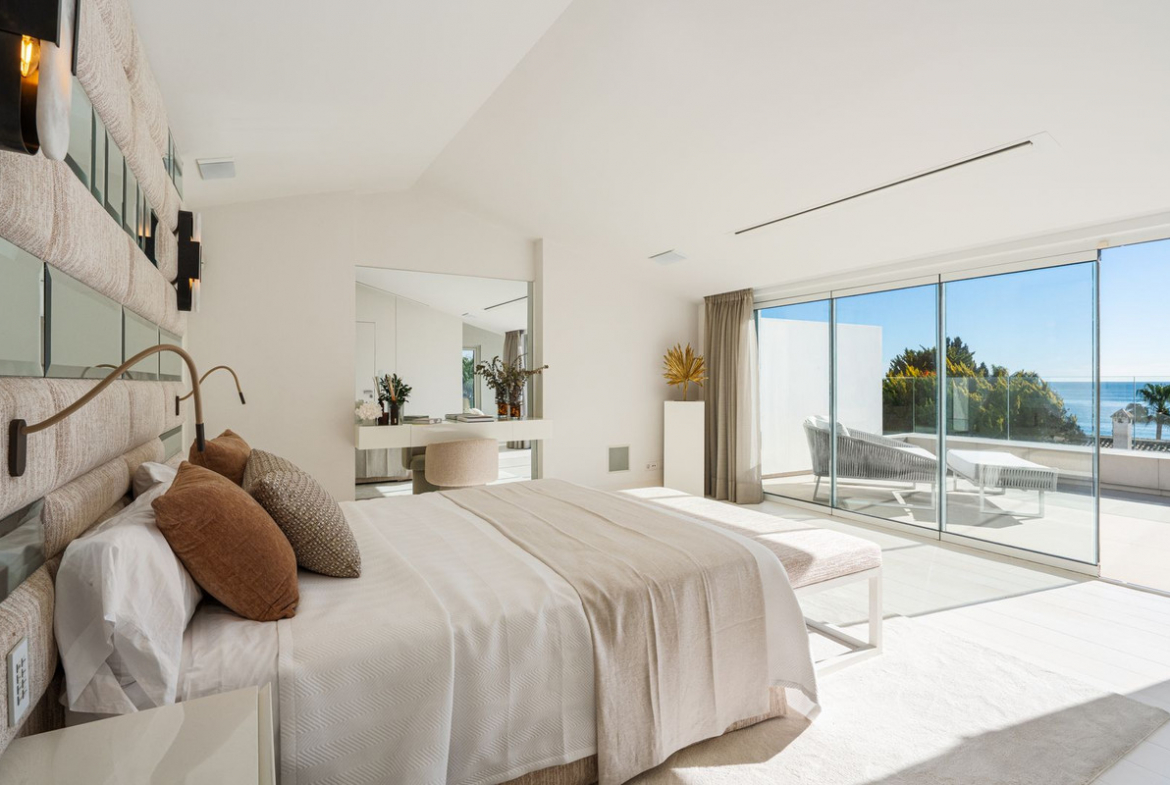 Marbella Golden Mile Marbella villa 4 Bedrooms