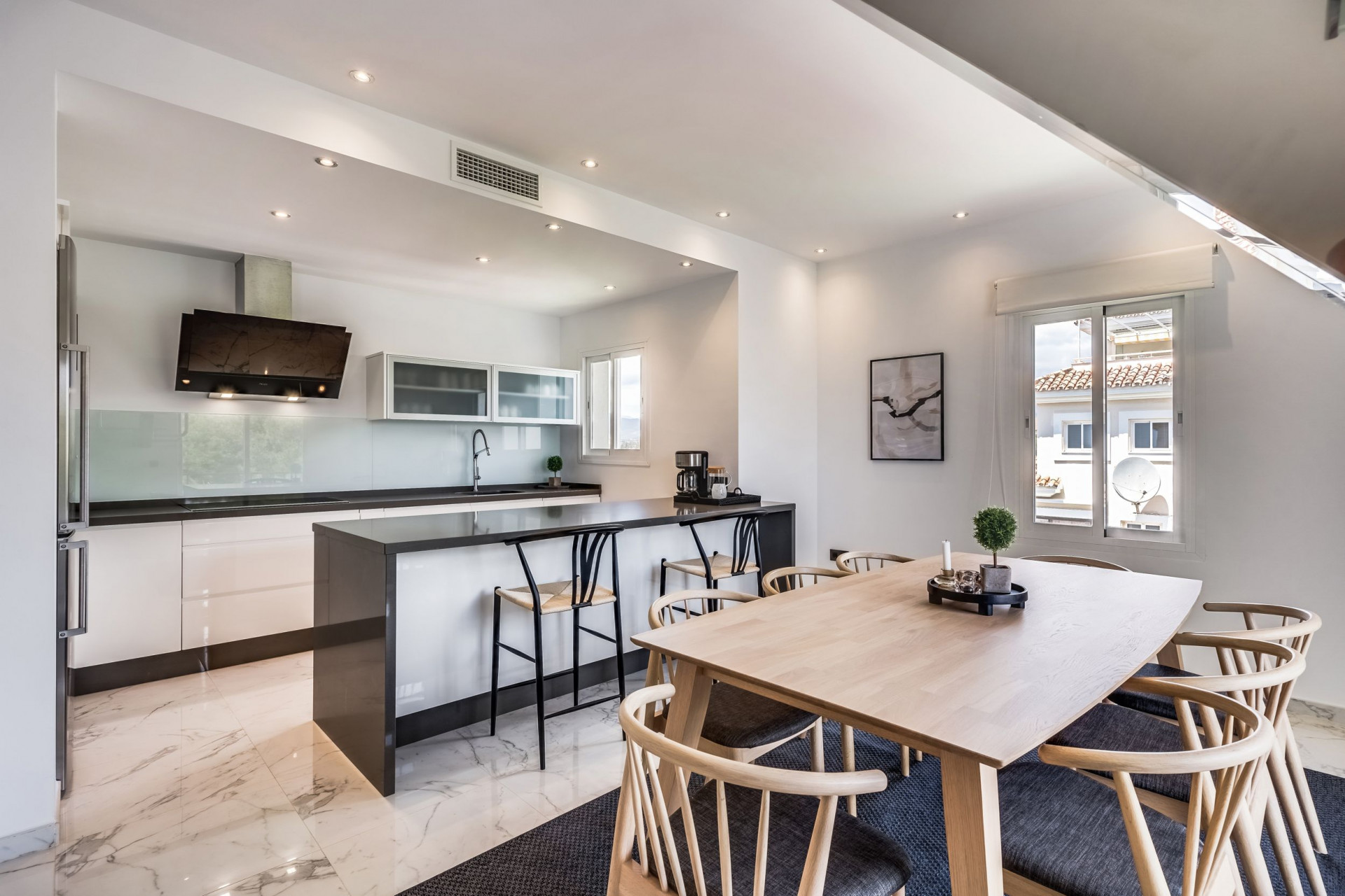 Puerto Banus Marbella penthouse 3 Bedrooms