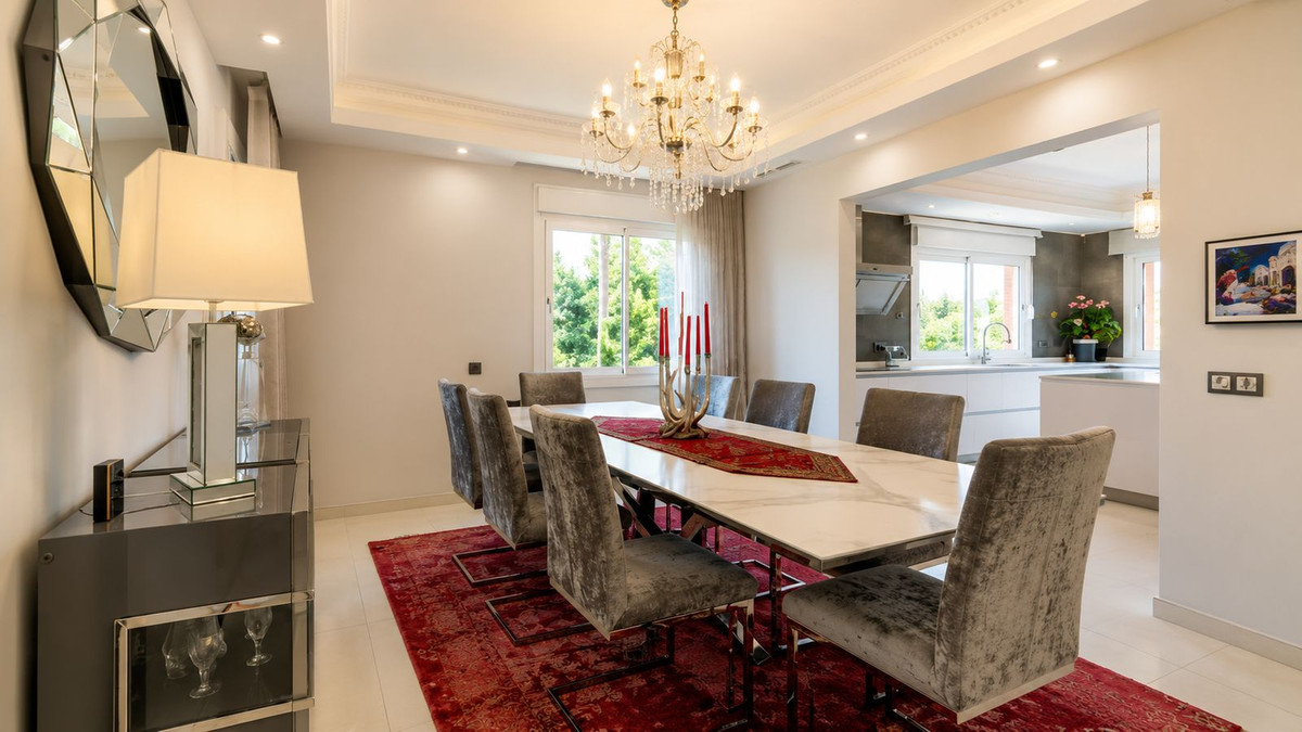 Benahavis villa 5 Bedrooms