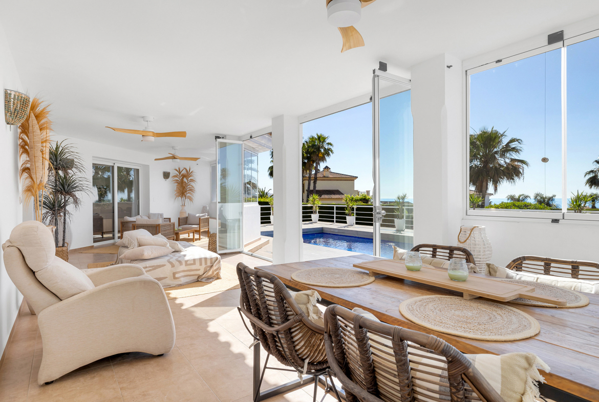 Estepona villa 6 Bedrooms