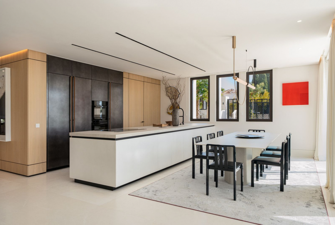 Marbella Golden Mile Marbella villa 5 Bedrooms