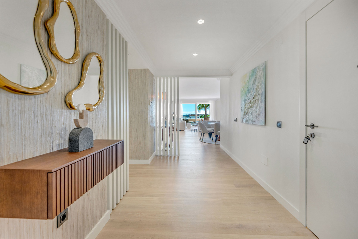 Nueva Andalucia Marbella apartment 4 Bedrooms