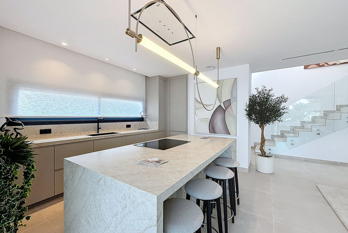 Nagueles Marbella villa 5 Bedrooms