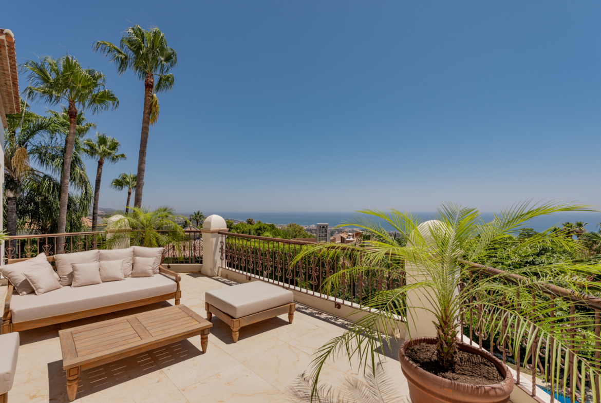 Sierra Blanca Marbella villa 6 Bedrooms