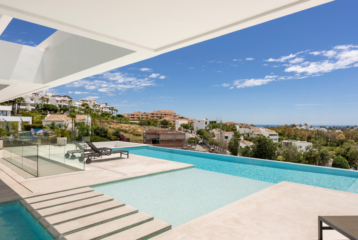La Alqueria Benahavis villa 5 Bedrooms