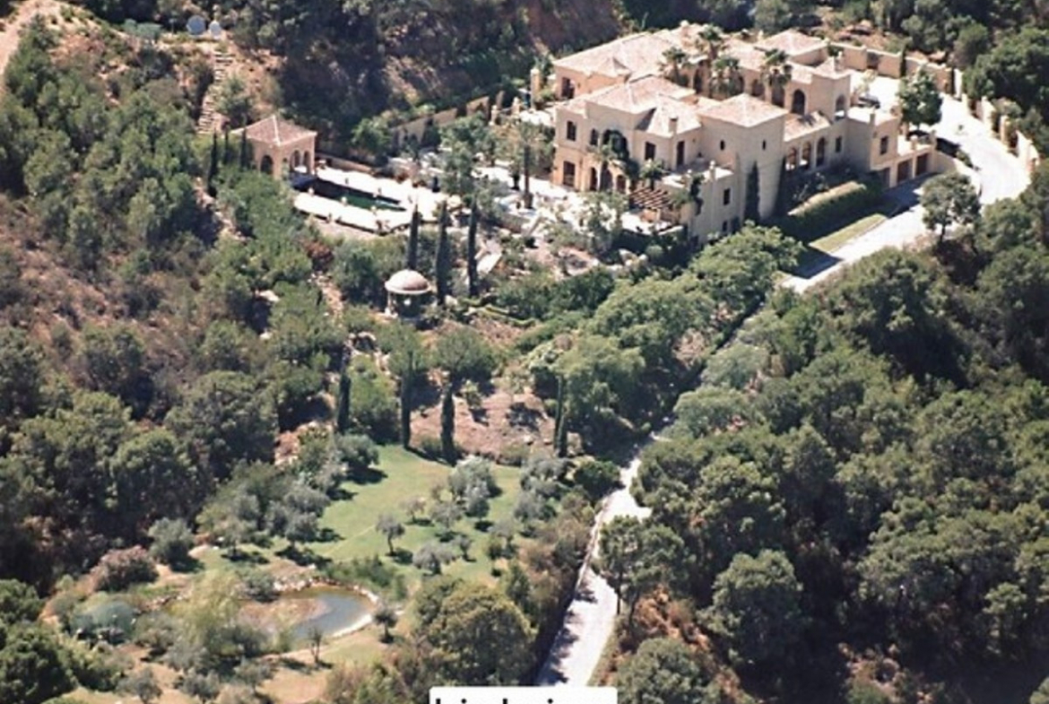 Marbella villa 8 Bedrooms