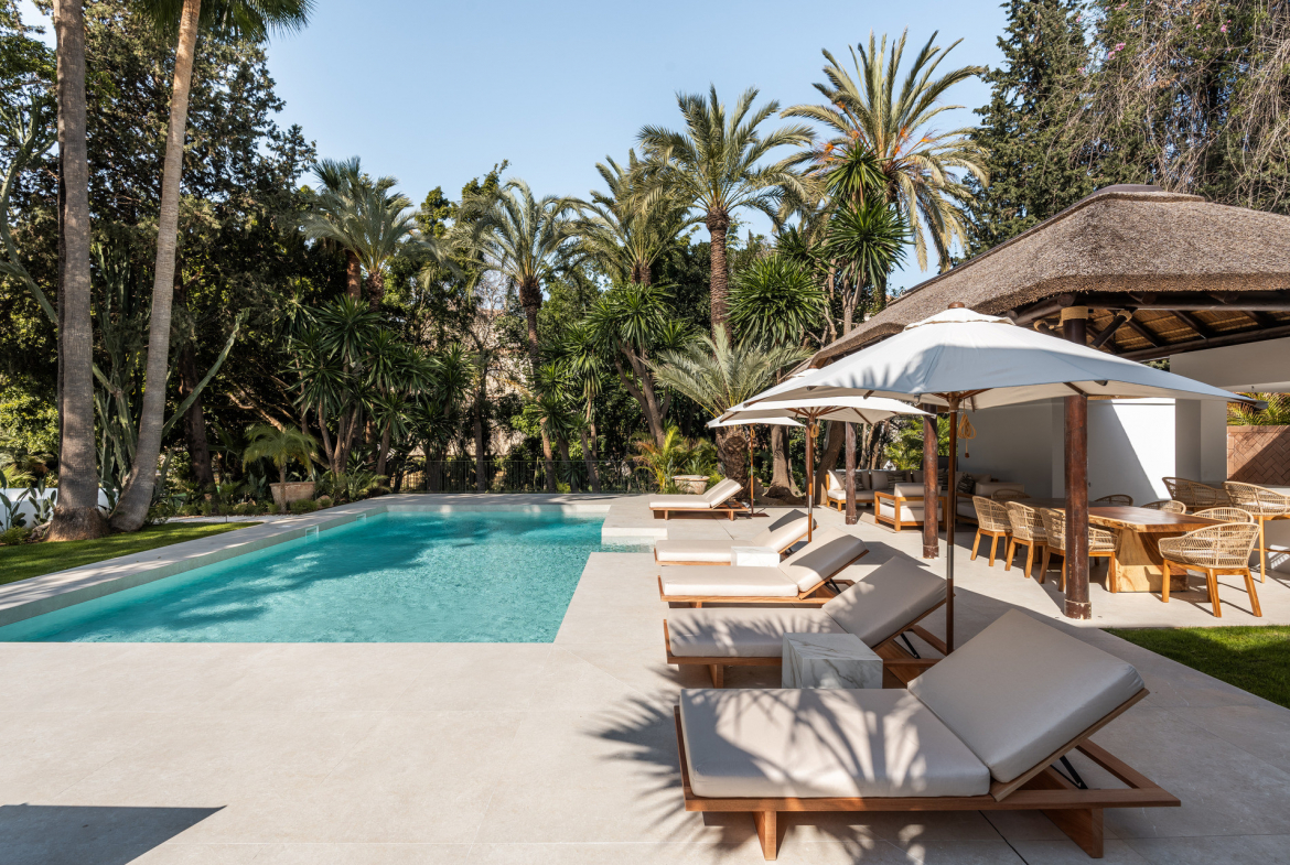 Nueva Andalucia Marbella villa 5 Bedrooms