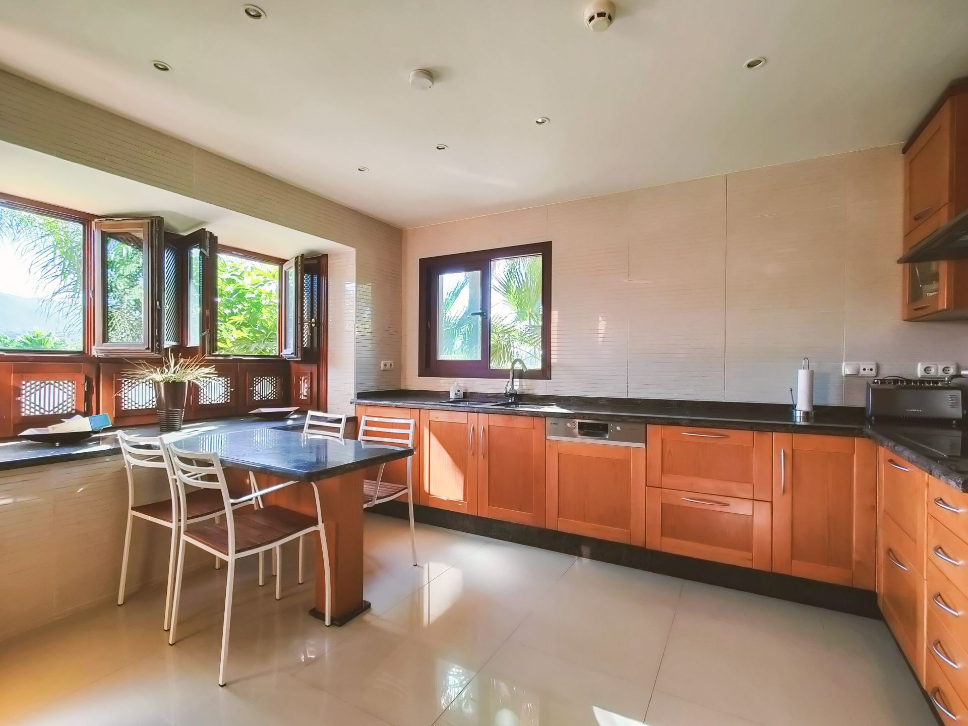 Nueva Andalucia Marbella penthouse 3 Bedrooms