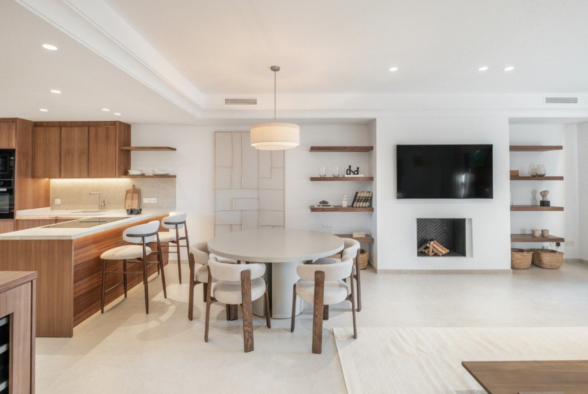 Marbella Golden Mile Marbella townhouse 4 Bedrooms