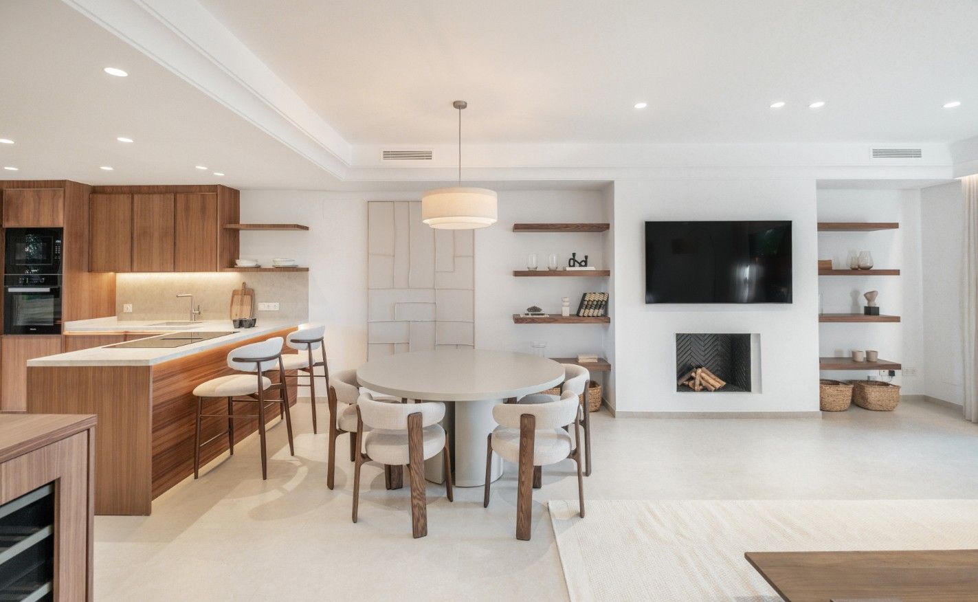 luxo-estate-7 Marbella Golden Mile Marbella townhouse 4 Bedrooms