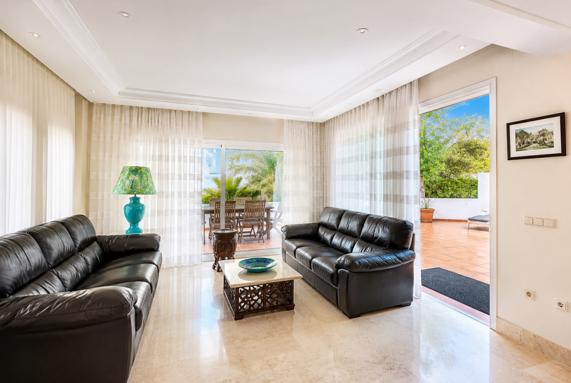 Puerto Banus Marbella penthouse 3 Bedrooms