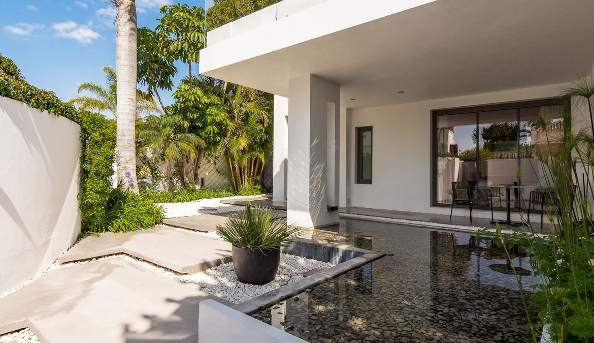 Marbella Golden Mile Marbella villa 4 Bedrooms