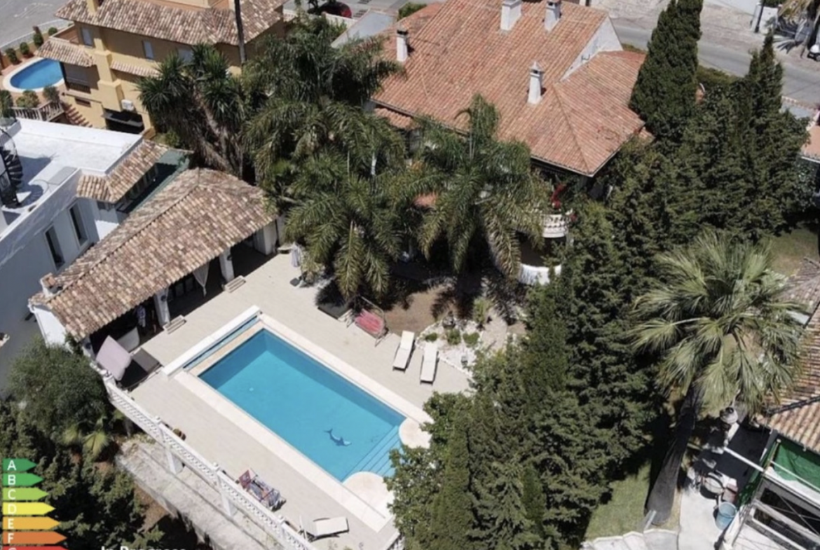 Nueva Andalucia Marbella villa 9 Bedrooms