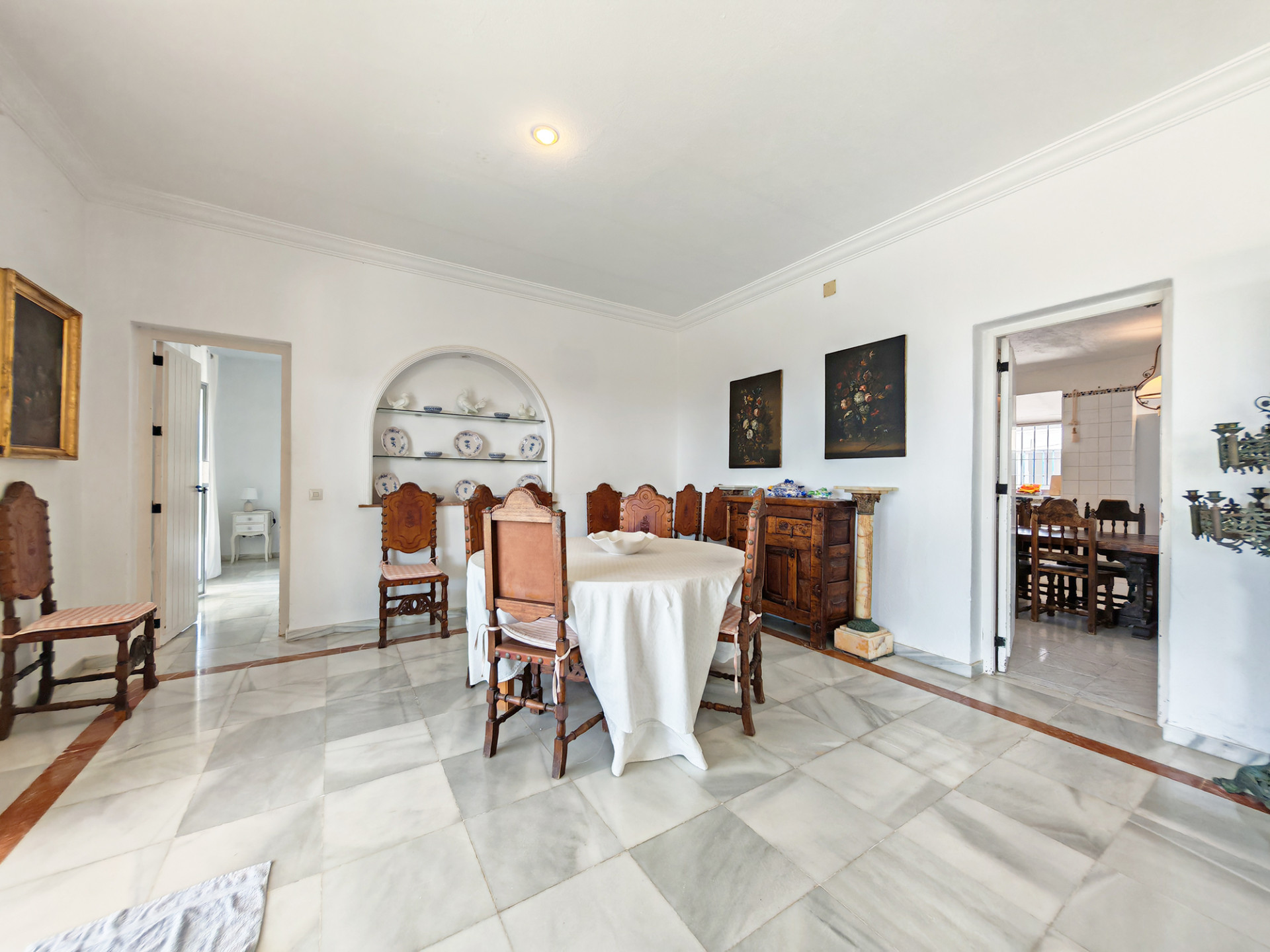 Guadalmina Baja San Pedro Alcantara villa 4 Bedrooms
