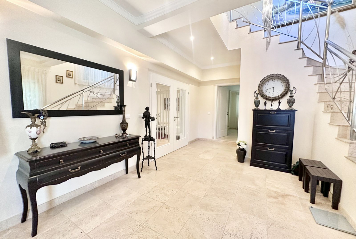 El Rosario Marbella villa 6 Bedrooms