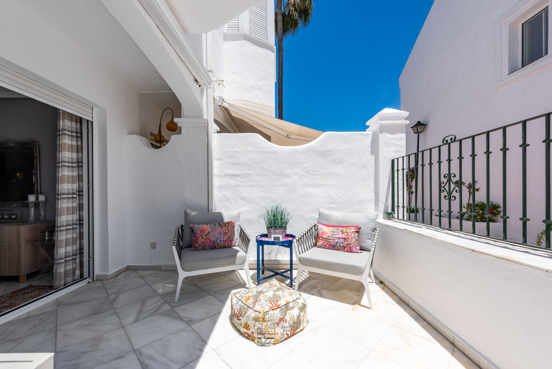 luxo-estate-7 Marbella Golden Mile Marbella townhouse 3 Bedrooms