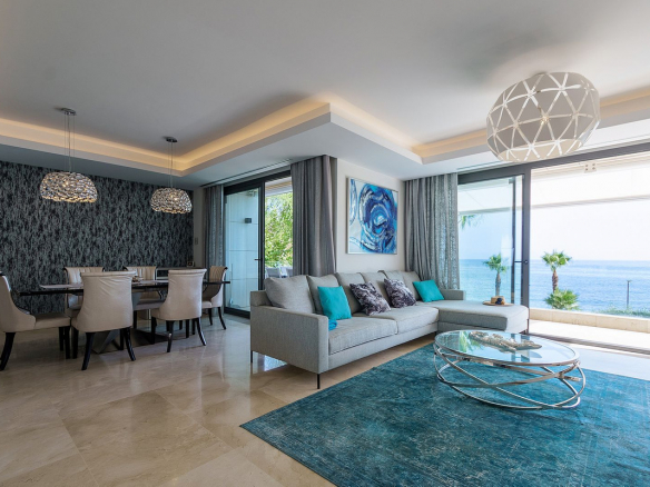 Estepona apartment 4 Bedrooms