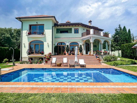 El Rosario Marbella villa 6 Bedrooms