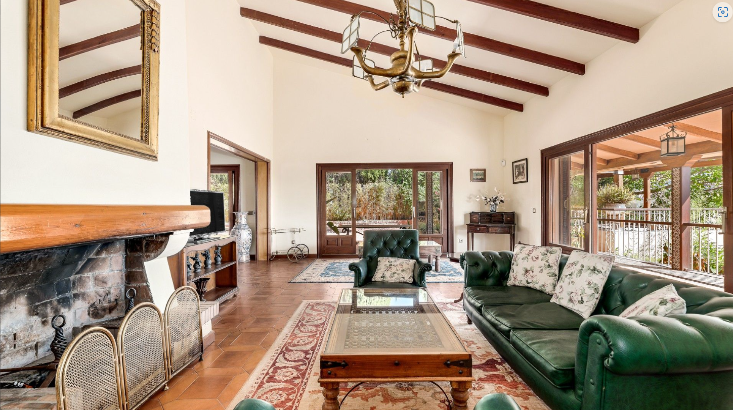 Rio Real Marbella villa 4 Bedrooms