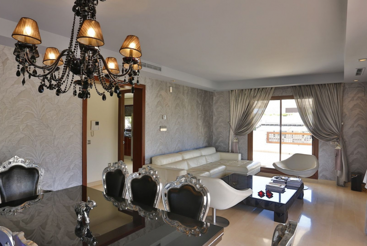Nueva Andalucia Marbella penthouse 2 Bedrooms