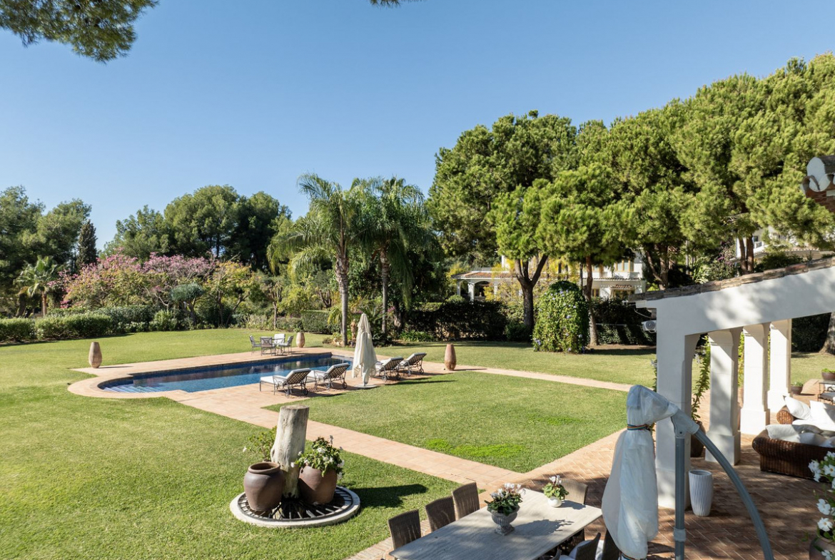 Marbella Golden Mile Marbella villa 7 Bedrooms