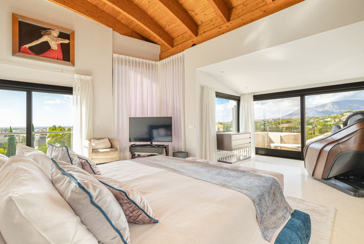 Los Flamingos Benahavis villa 8 Bedrooms