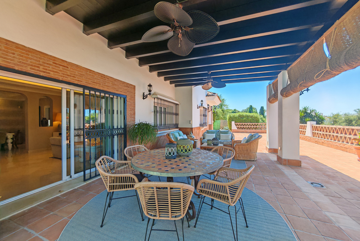 Elviria Marbella villa 4 Bedrooms