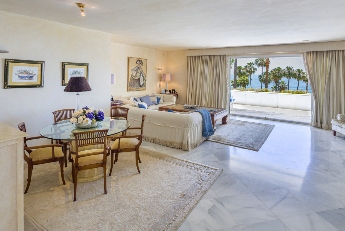 Puerto Banus Marbella penthouse 4 Bedrooms