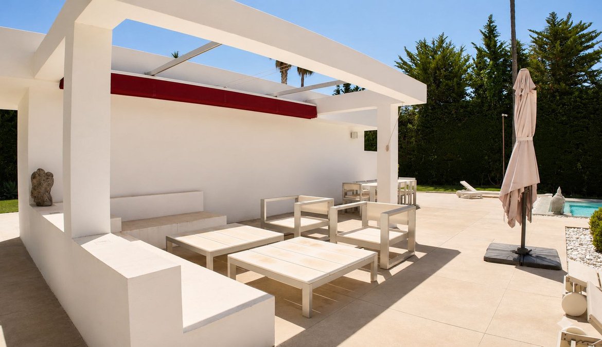 Guadalmina Baja San Pedro Alcantara villa 6 Bedrooms