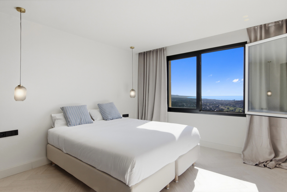 Monte Halcones Benahavis penthouse 4 Bedrooms