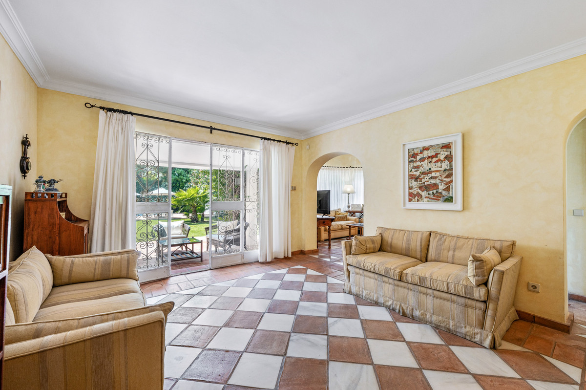 San Pedro Alcantara villa 5 Bedrooms