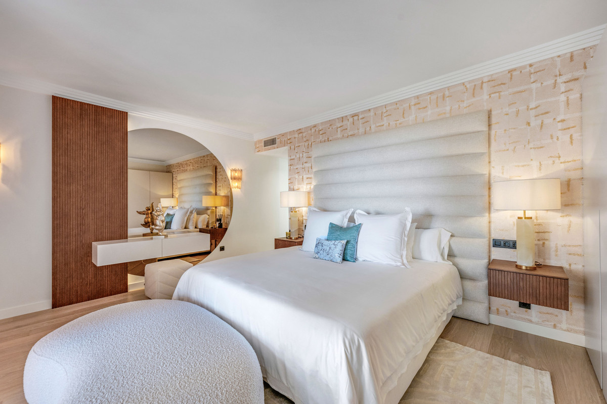 Nueva Andalucia Marbella apartment 4 Bedrooms