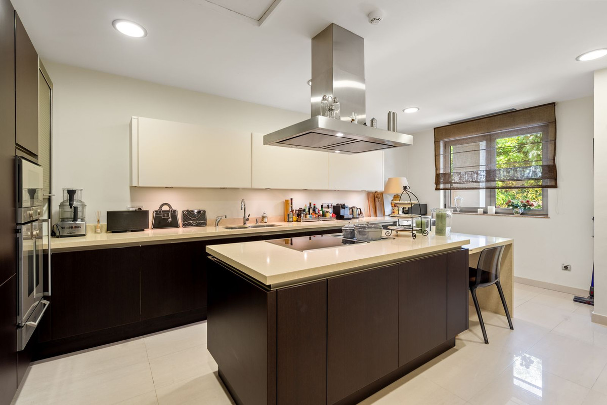 Sierra Blanca Marbella townhouse 4 Bedrooms