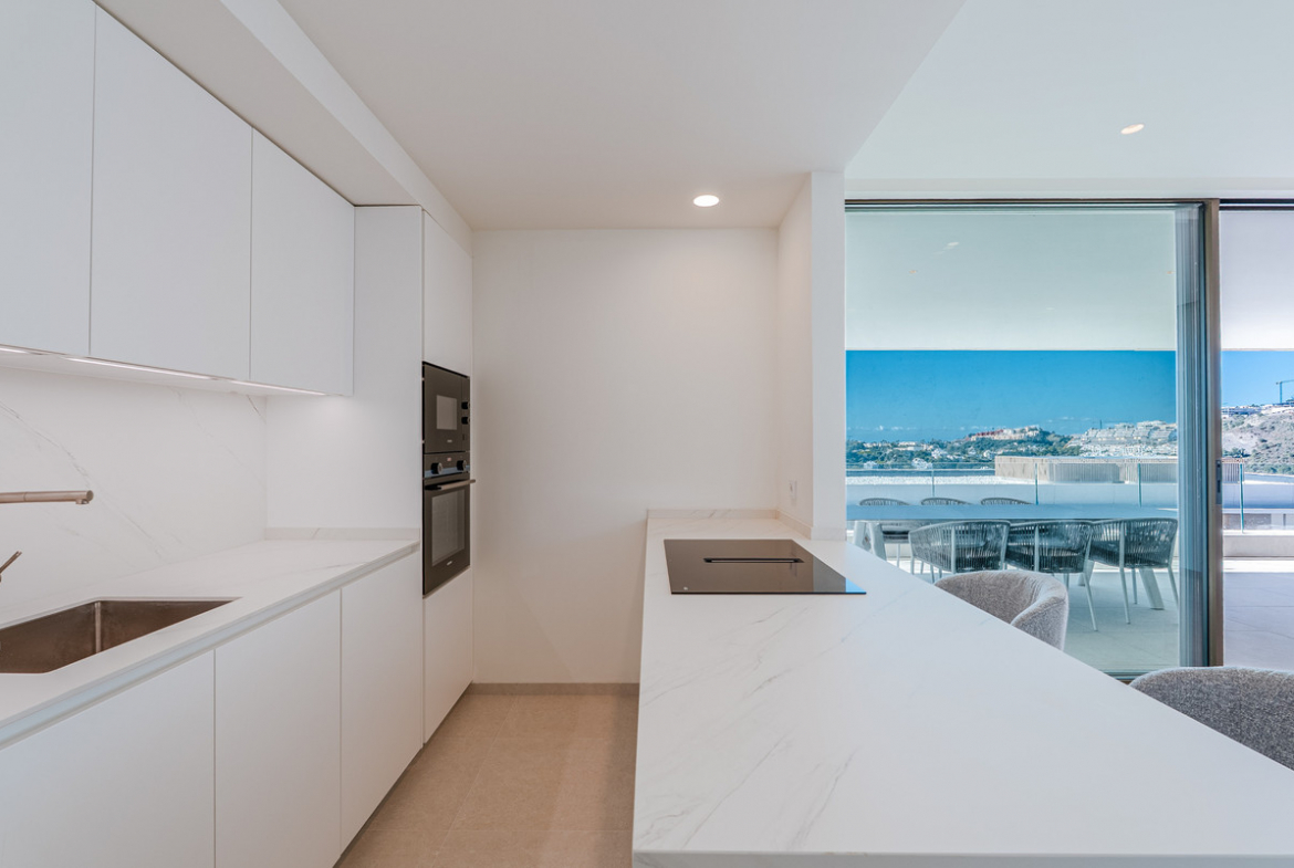 Benahavis apartment 4 Bedrooms