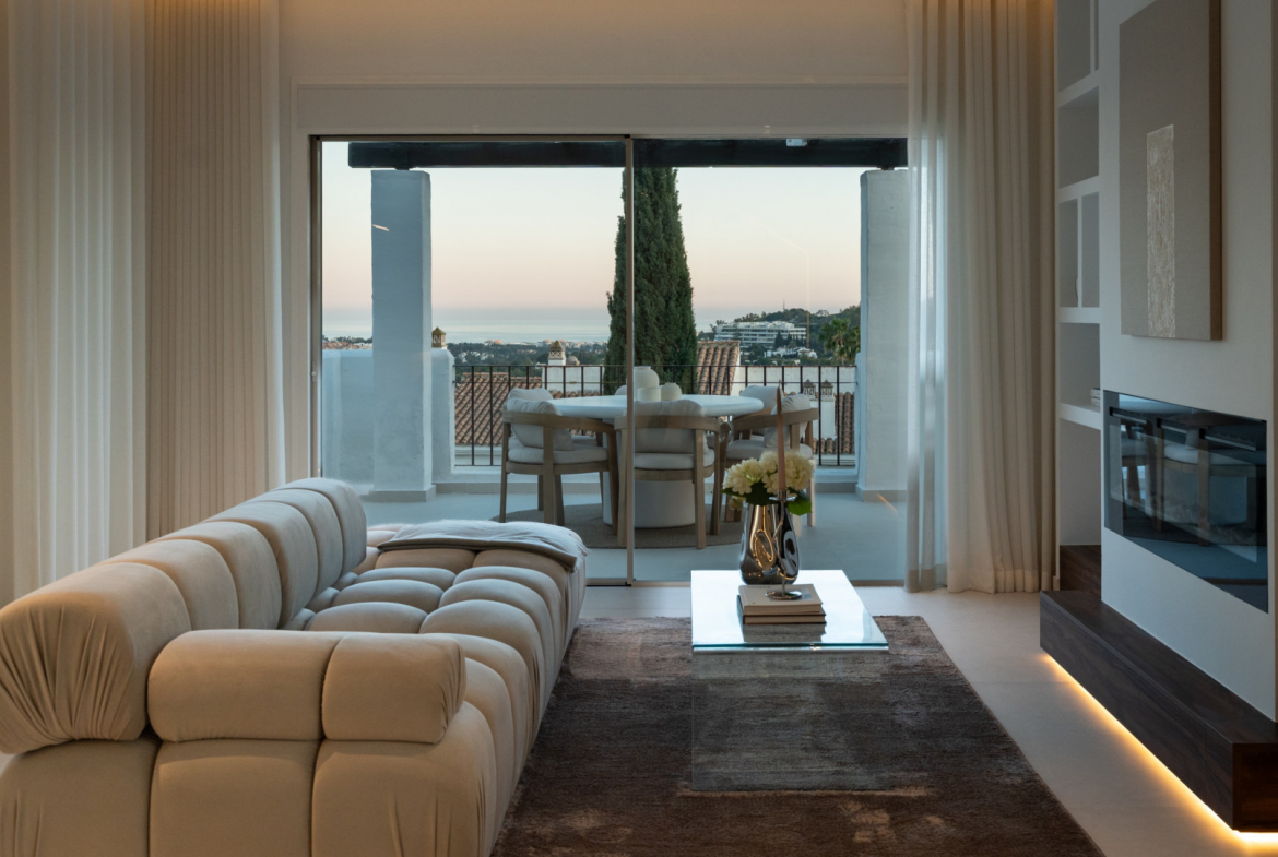 Nueva Andalucia Marbella penthouse 3 Bedrooms