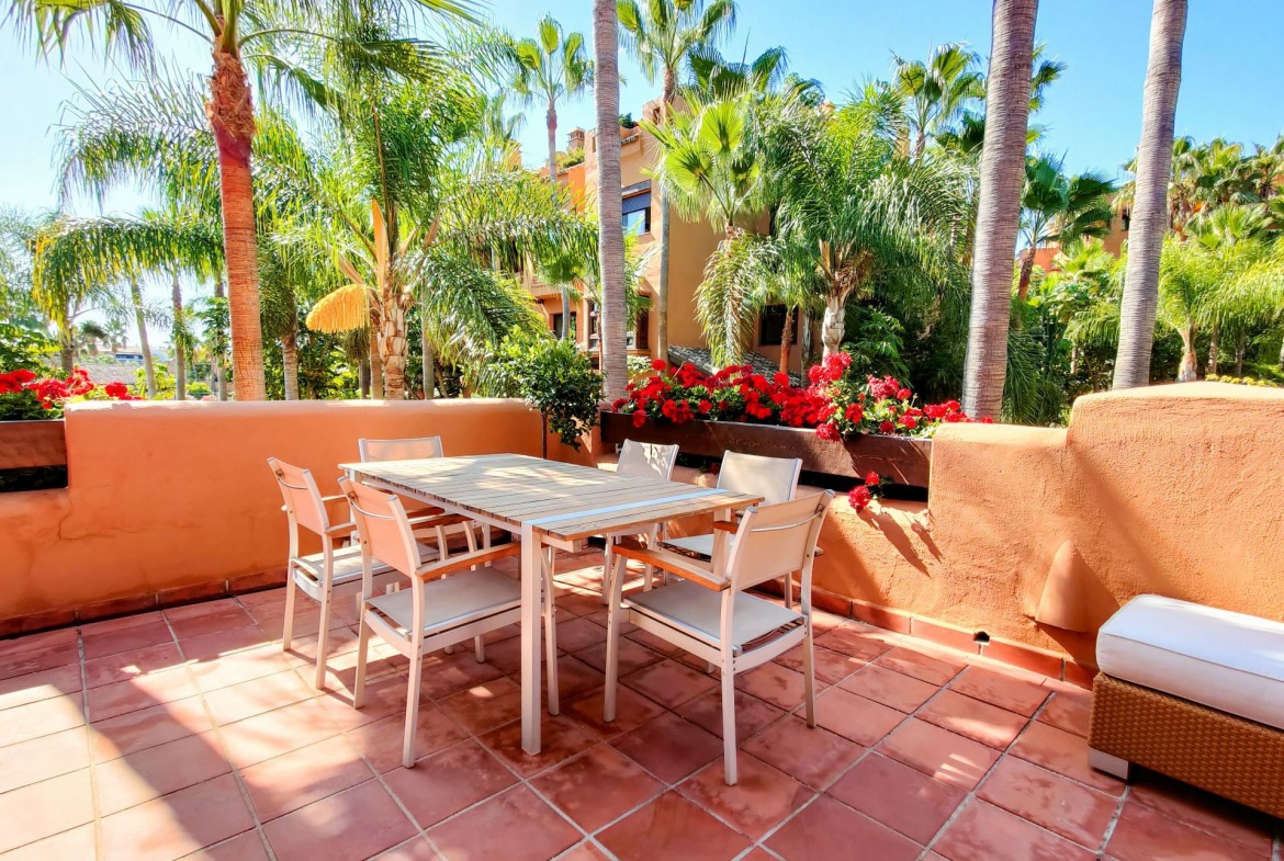 Nueva Andalucia Marbella penthouse 3 Bedrooms
