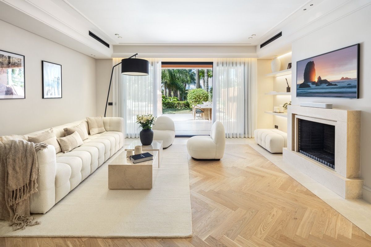 luxo-estate-9 Marbella Golden Mile Marbella townhouse 4 Bedrooms