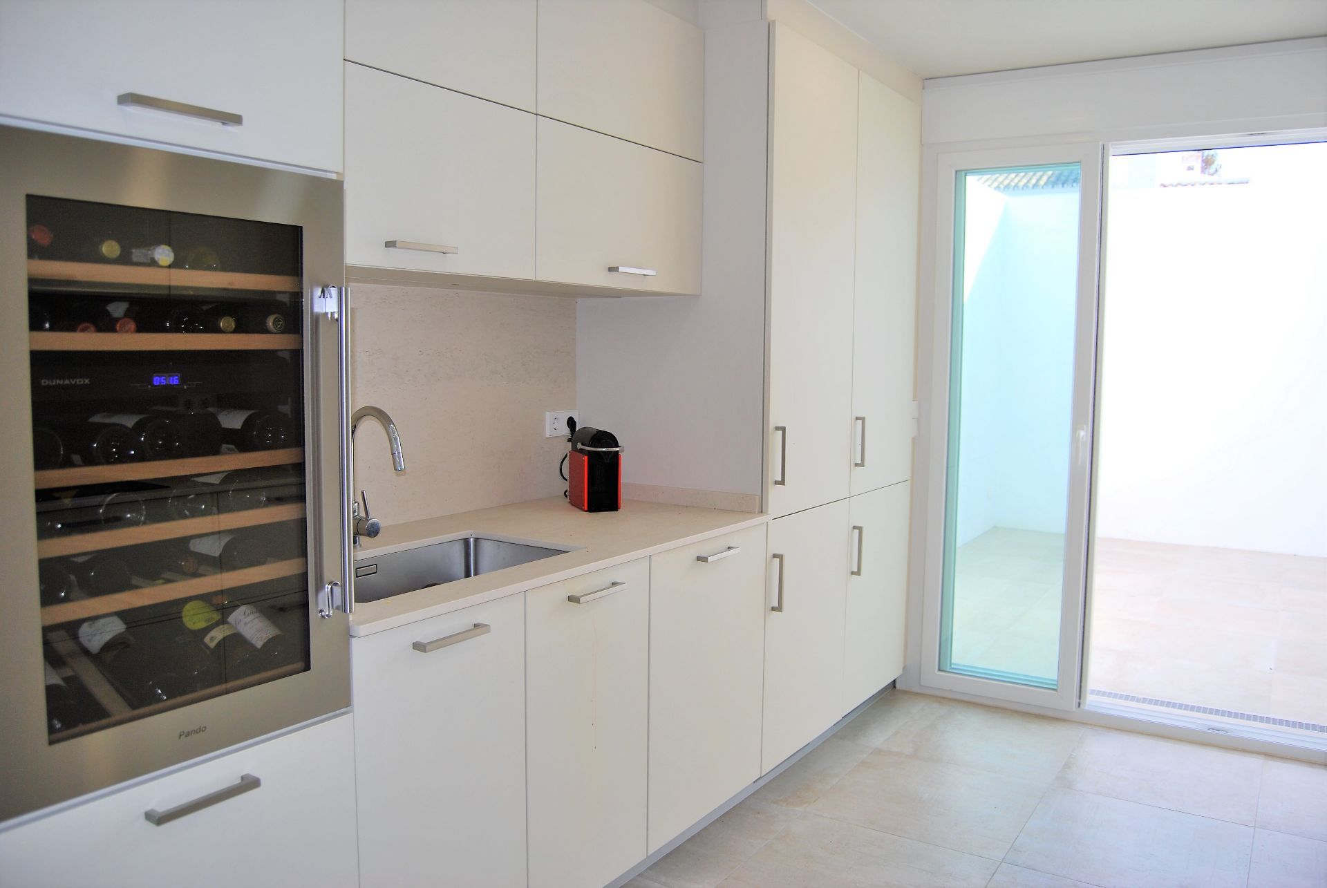 luxo-estate-9 Nueva Andalucia Marbella townhouse 4 Bedrooms