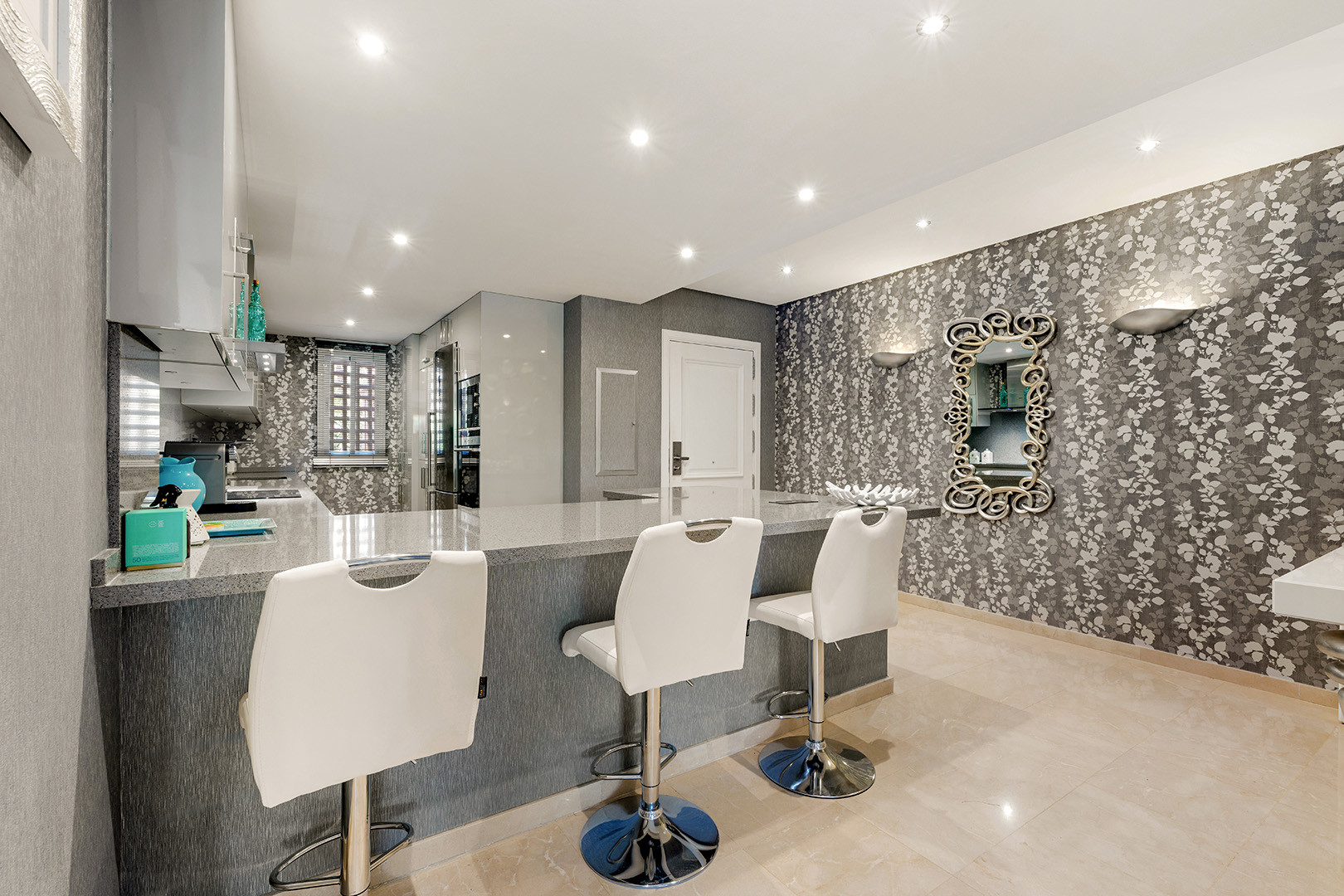 luxo-estate-9 Estepona apartment 3 Bedrooms