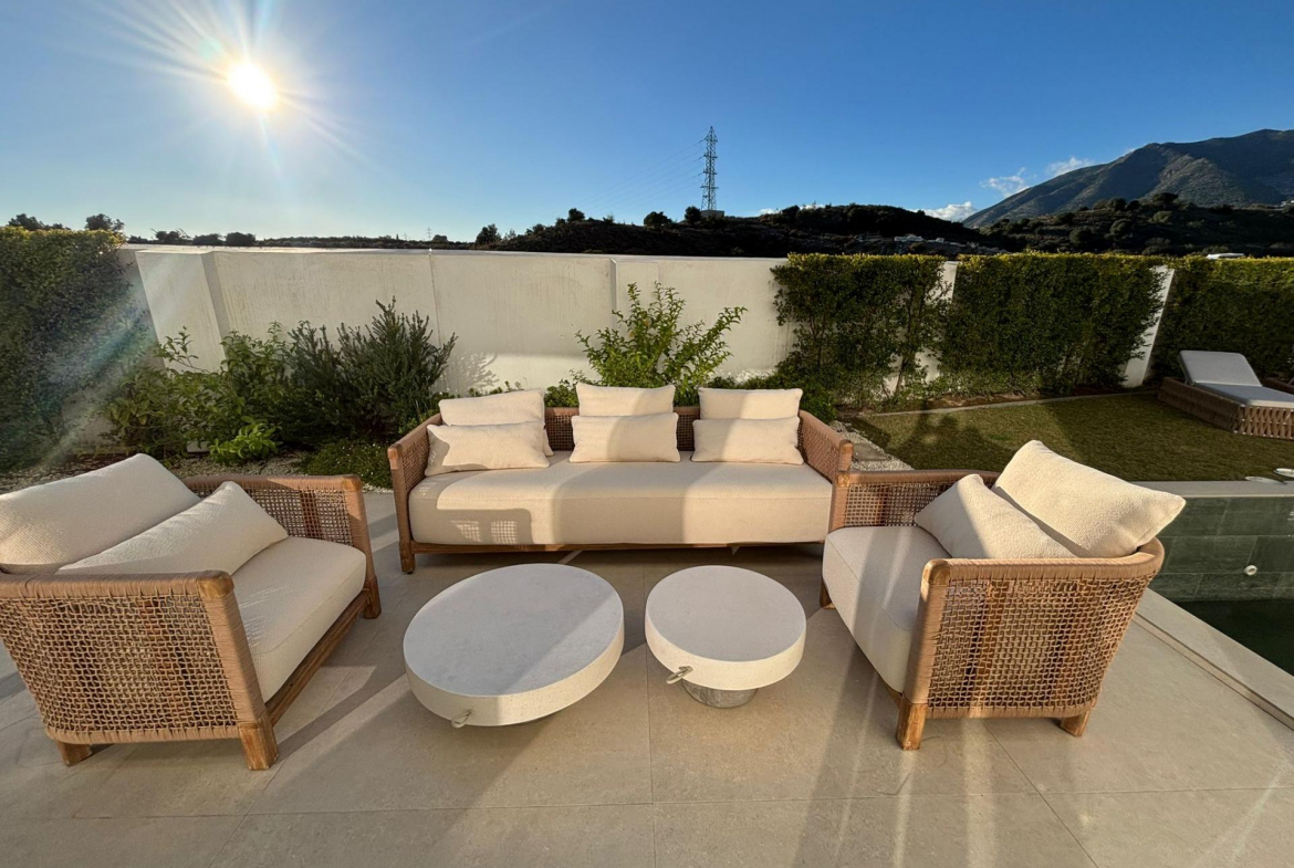 Benalmadena Costa Benalmadena villa 6 Bedrooms