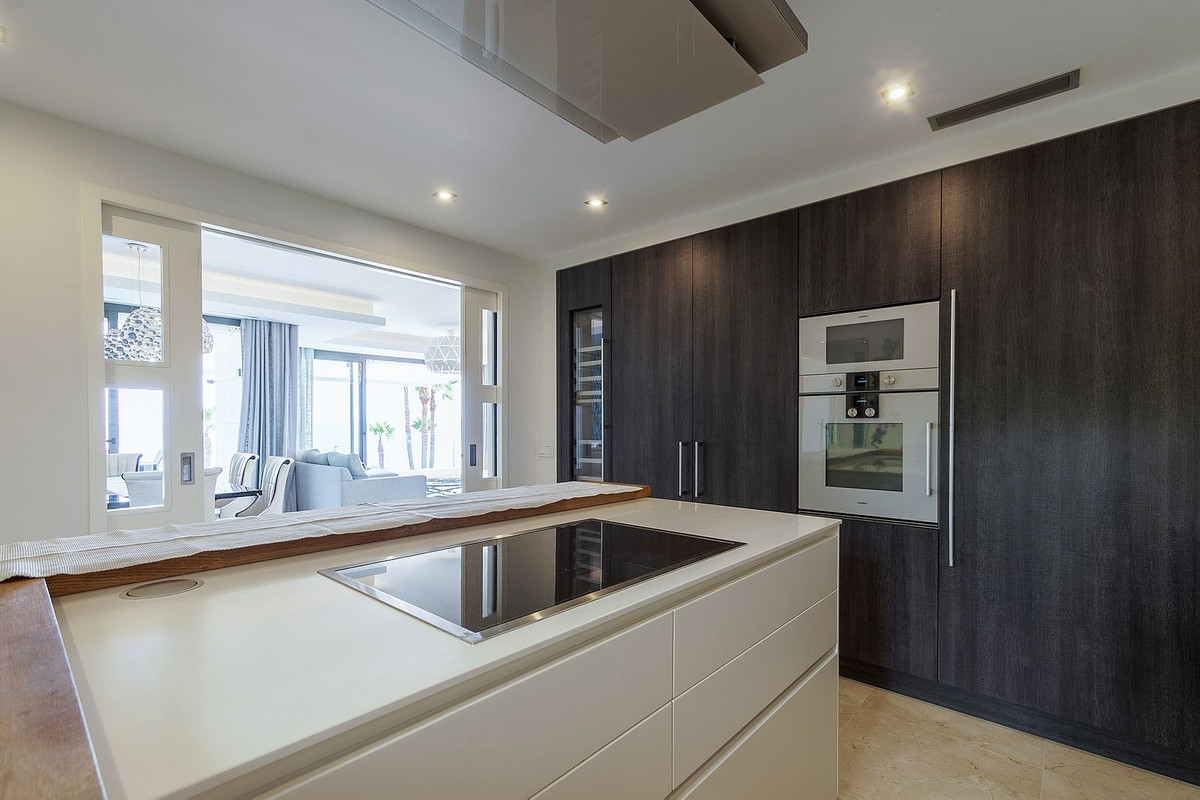 luxo-estate-9 Estepona apartment 4 Bedrooms