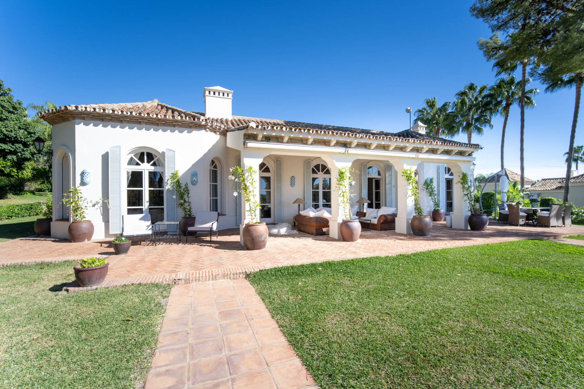 Marbella Golden Mile Marbella villa 5 Bedrooms