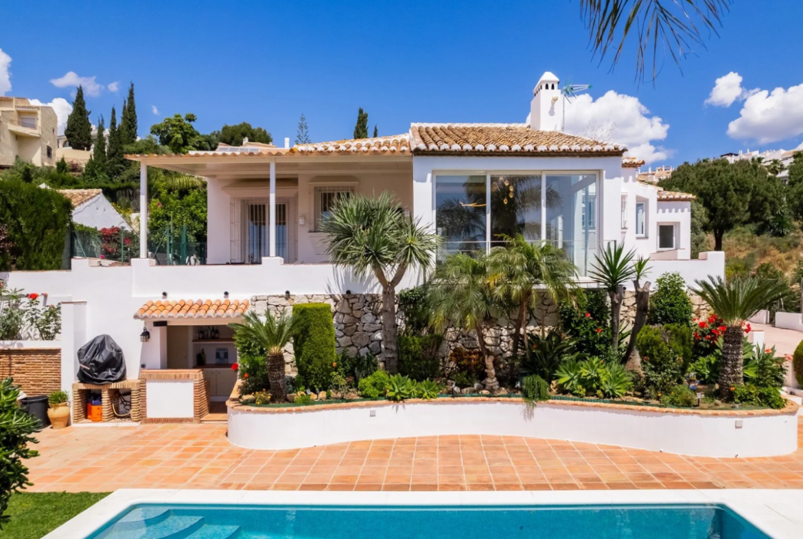 Renovated Luxury Villa in Mijas Golf