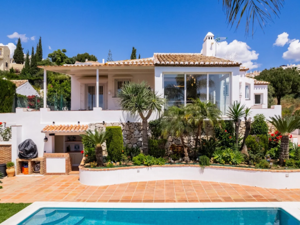 Renovated Luxury Villa in Mijas Golf