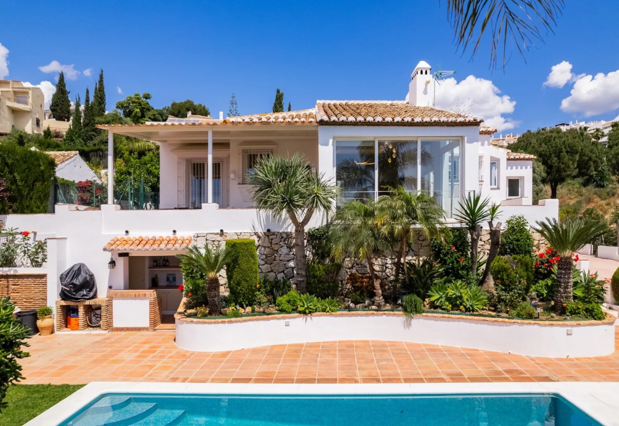 Captura de pantalla 2026-08-05 122844 Renovated Luxury Villa in Mijas Golf
