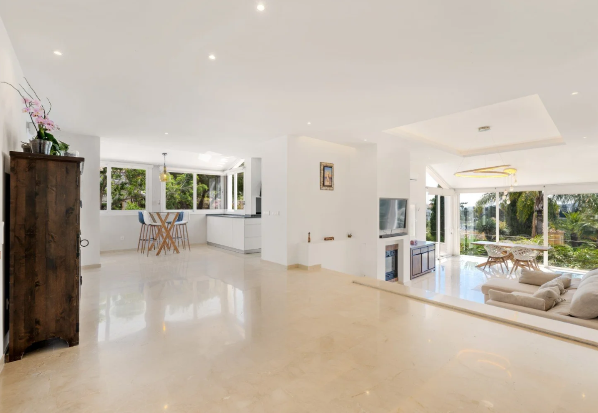 Captura de pantalla 2026-08-05 122923 Renovated Luxury Villa in Mijas Golf